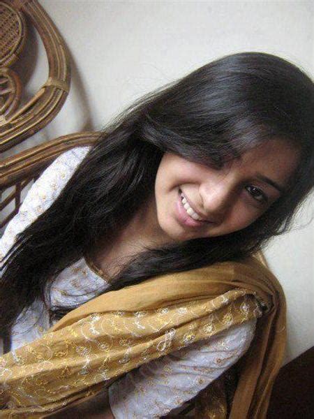 Bdsexyblog SO HOT BD GIRL BOOBS