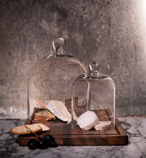 Choosing the Right Hospitality Cloche – Glass Cloche