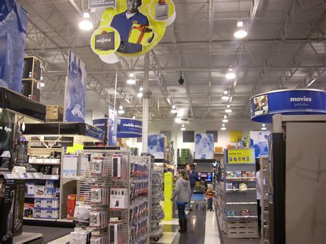 Best Buy Interior Best Buy 479 48000 Square Feet 12151 Flickr