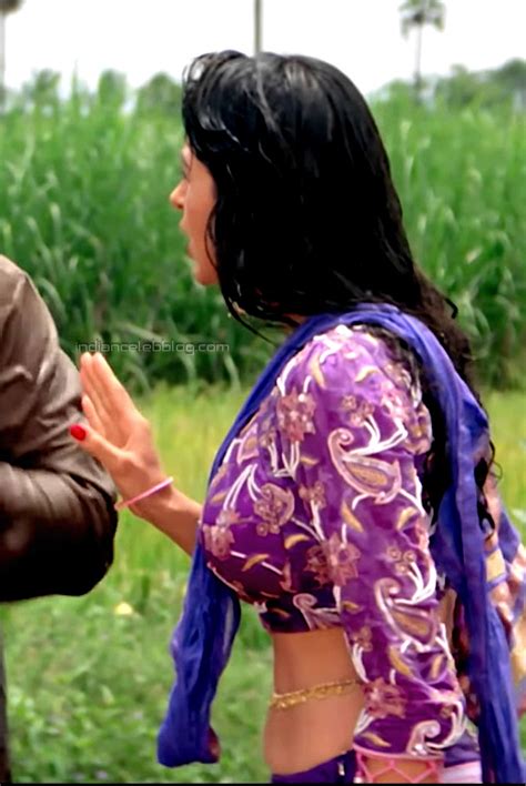 Karishma Kapoor Raja Babu Govinda 12 Hot Hd Photo Indiancelebblog