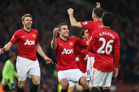 manchester united  aston villa final score   united clinch title