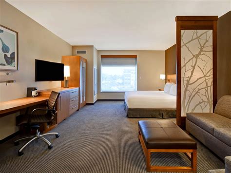 Spacious Hotel Rooms Near Redstone Arsenal | Hyatt Place Huntsville ...