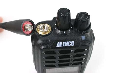 ALINCO DJ VX 50E Walkie Talkie Bibanda VHF UHF 144 440 Mhz IP 67