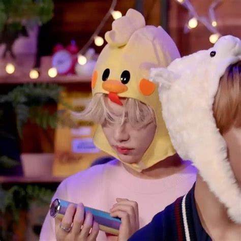 Pin di gay nerd III su Stray Kids 스트레이키즈 Fighe Felicità