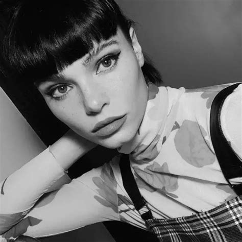 30 Hot Photos Of Winona Oak 12thBLOG