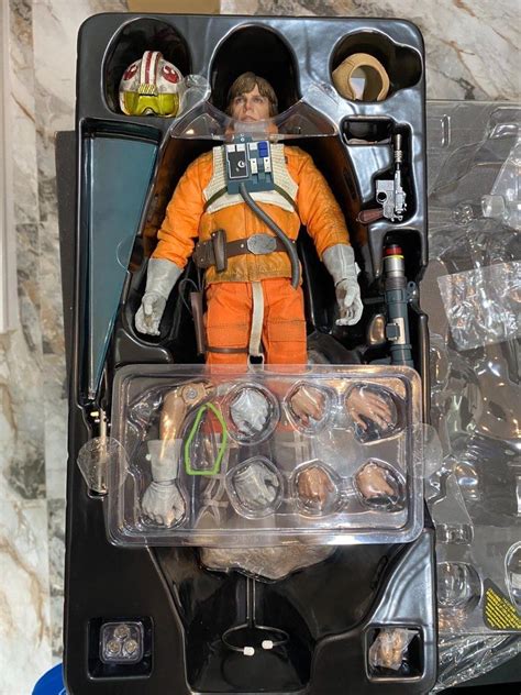 Hot Toys Luke Skywalker Snowspeeder Pilot Hobbies Toys Toys Games