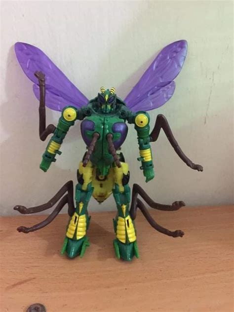 Kingdom Waspinator Revealed? - Cybertron.CA - Canadian Transformers ...