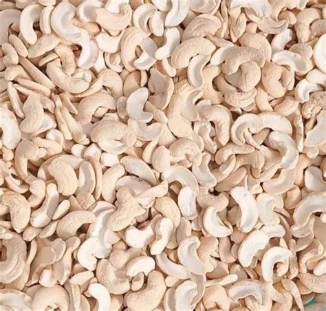 Raw Natural JH Split Cashew Nuts Packaging Size Loose At Rs 700 Kg In