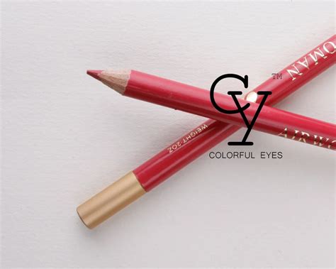 Air Woman Red Eyeliner Pen Eyebrow Pencil Eye Shadow Pen Lip Liner
