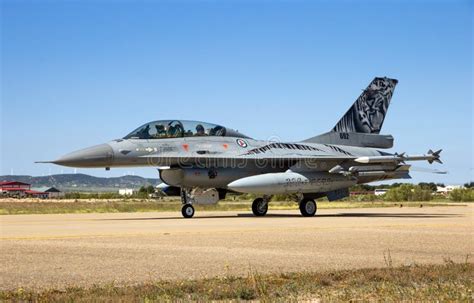 Aviones De Jet Militares Del Caza F 16 Foto De Archivo Editorial