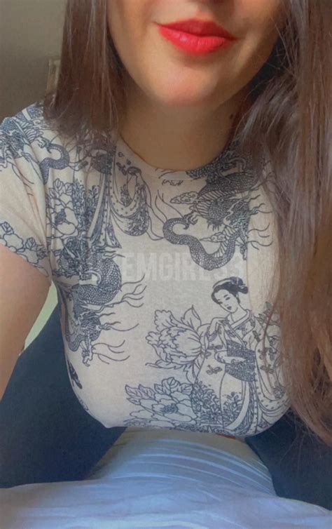 Happy Braless Saturday Nudes Braless NUDE PICS ORG