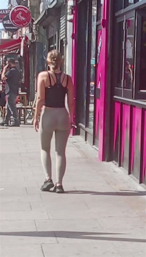 Amazing Blonde Pawg In Tight Pants ThisVid