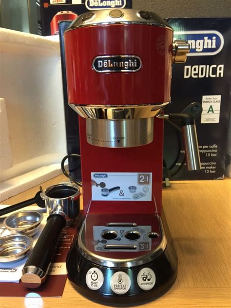 Jual Delonghi Dedica EC 685 Red - Garansi Resmi | SERVIAMO