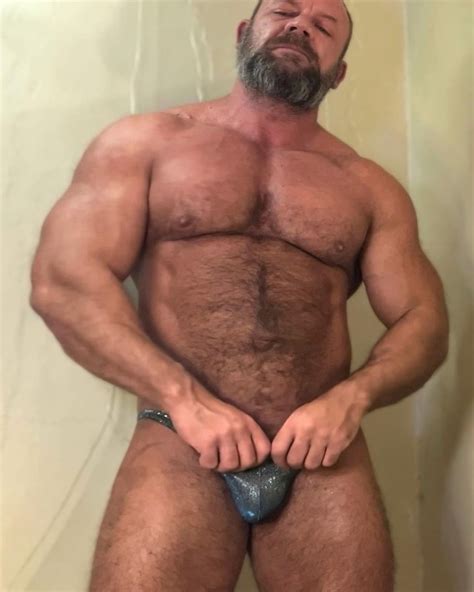 Top 20 Best Gay OnlyFans Accounts To Follow Fanscribers