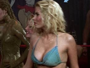 STRIPES NUDE SCENES AZNude