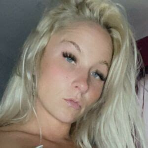 Pao Maldonado Nude Photo 0027