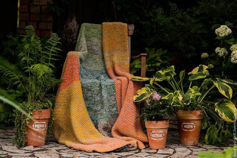 Вязаный плед в интернет-магазине на Ярмарке Мастеров | Пледы, Москва ...