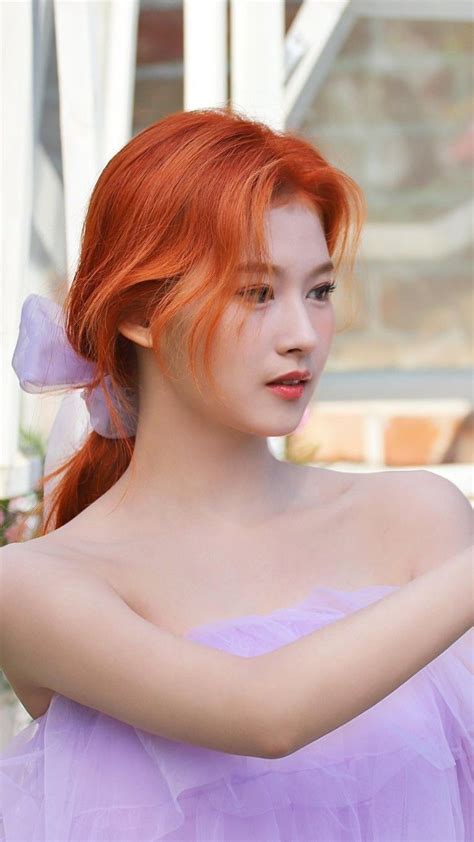 Pin By Me On Minatozaki Sana Red Hair Beauty Girl Orange Hair