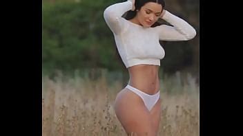 Morena De Branco Desfilando Xvideos