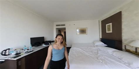 Thai Milf Oan Gets A Creampie