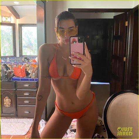 Dua Lipa Looks Red Hot In Sexy Bikini Selfies Photo 4482248 Anwar