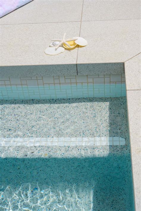 White Mm Ceramic Mosaic Pool Tiles Cmc