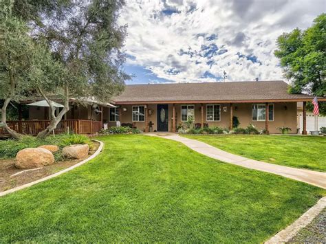 13736 Proctor Valley Rd, Jamul, CA 91935 | realtor.com®