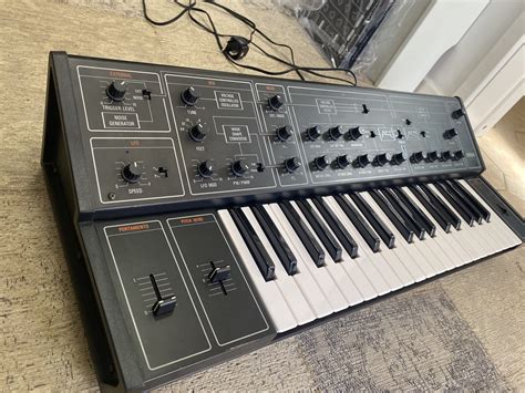 CS10 — Analogue Solutions