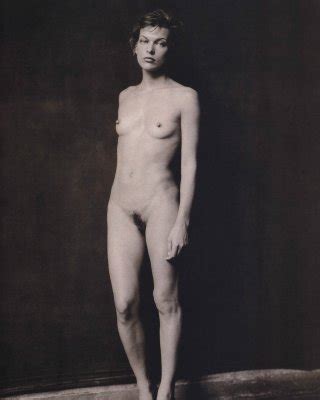 Milla Jovovich Nude Pictures Porn Pictures Xxx Photos Sex Images Pictoa