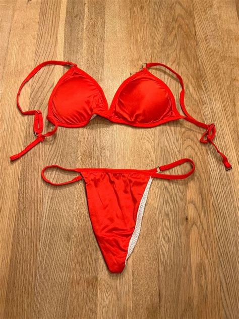 NEUER 2 Teiler Bikini Rot Mit Brust Pads Gr S 223182 Kaufen Auf Ricardo