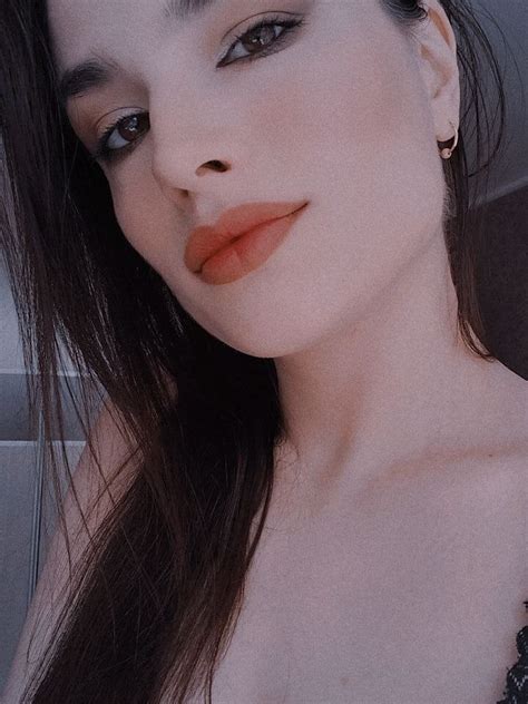 Camilla One Cam Model Free Live Sex Show Chat Stripchat