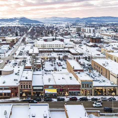 6 Fantastic Winter Experiences In The Beautiful Mountain Town Of