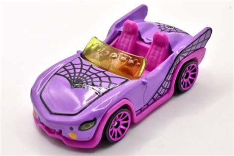 MONSTER HIGH GHOUL MOBILEのレビュー怪物女子高生たちが乗る怪物スポーツカー HRY45 Hot Wheels