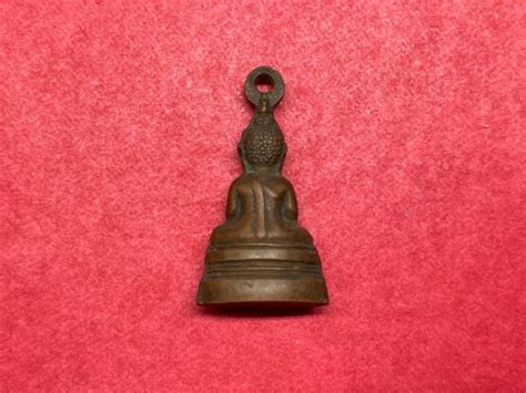 wealth thai amulet  lp sothorn kring amulet  small imprint