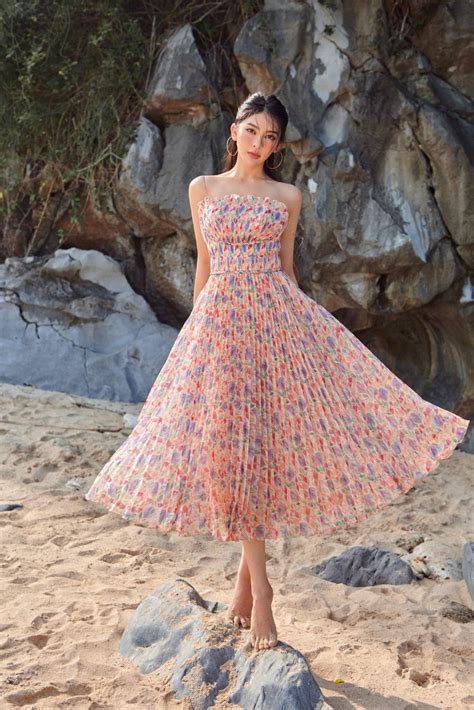 Hot girl trường quân đội được so sánh với Phạm Băng Băng sở hữu biệt thự 30 tỷ ở tuổi 21