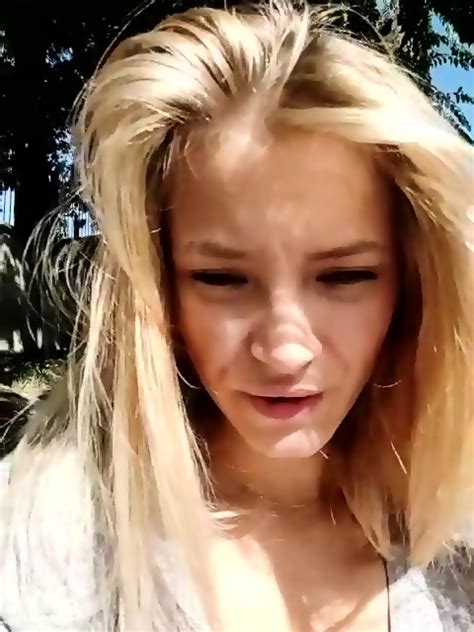Blonde Camgirl
