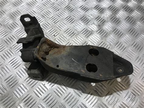 90575225 used Engine Mounting and Transmission Mount (Engine support ...