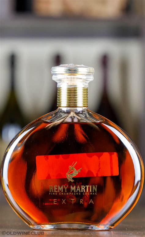Коньяк Remy Martin Extra 0.35 л купить в Москве