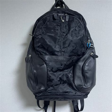 Piquadro | 후루츠패밀리 - 빈티지, 세컨핸드 패션 중고거래 앱