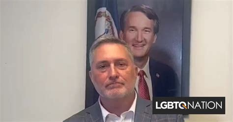 Gay Republican dice que el Partido Republicano está tratando de terminar su campaña en una trama