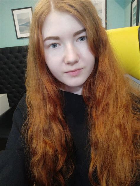 It Kinda Makes Me Horny Posting My Nudes Here R Onlinesugar