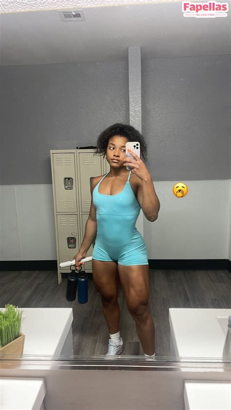 Ava Aka Aaaaayevuh Nude Leaks Fapellas