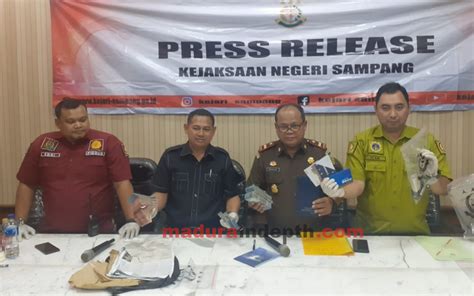 Dua Tersangka Kasus Penarikan Fee Proyek SDN Banyuanyar II Dijerat