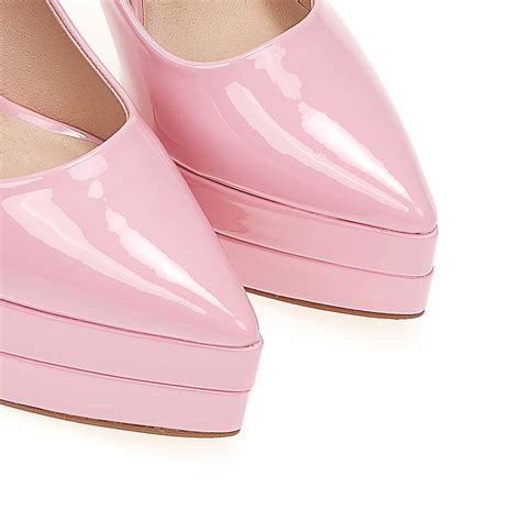 Γόβες nude λουστρίνι δίπατες μυτερές TSOUKALAS