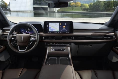 Introducing The New 2025 Lincoln Aviator® Three-Row Midsize Luxury SUV