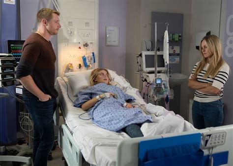 Coronation Streets Sarah Barlow Reaches Out To Damon Hay In New Scenes