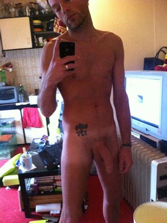 Jeune Homme Nouvellement En Appart Pour Plan Cul Gay Recontre Homosexuel