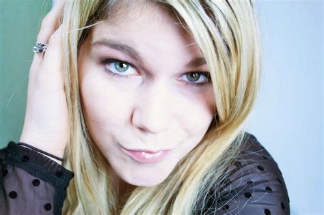 Maquillage Nude Avec Naked Basics Maylee B