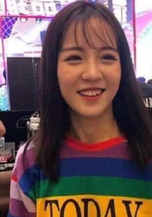 Hot Girl Tri U Follow B B C Nhan S C Th T Fan Ng I K U B L A