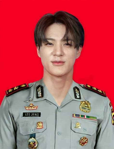 Lee Jeno Police Jeno Nct Gambar Pacar Foto Kekasih